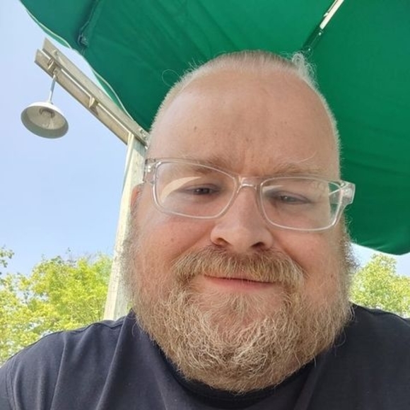 Meet your Posher, Justin - Picture 1 of 1